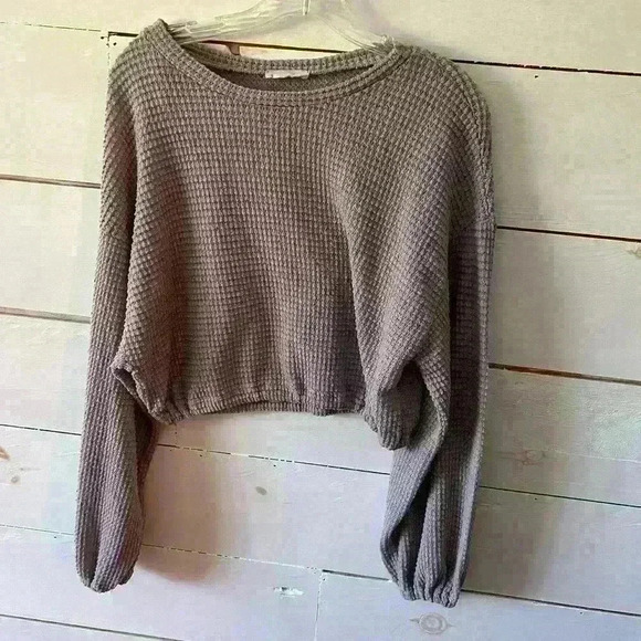 Altar’d State cropped pullover top, size small, lavender lilac color, EUC - Picture 1 of 5